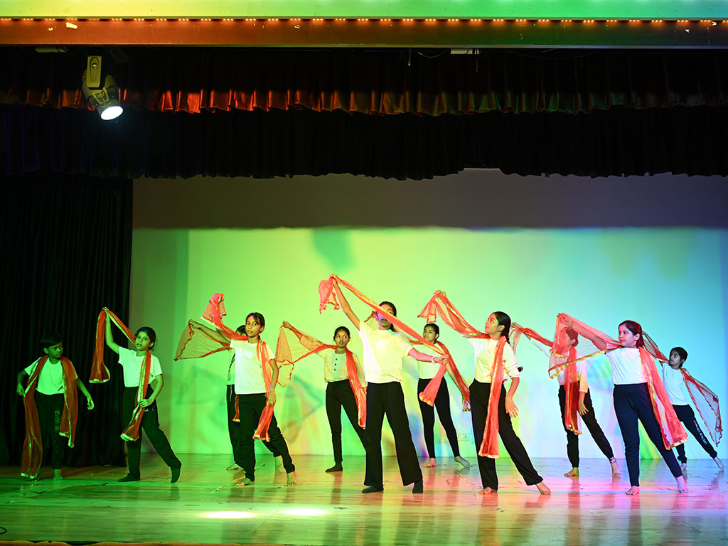 The Role of Co-Curricular Activities in Top Educational Institutions