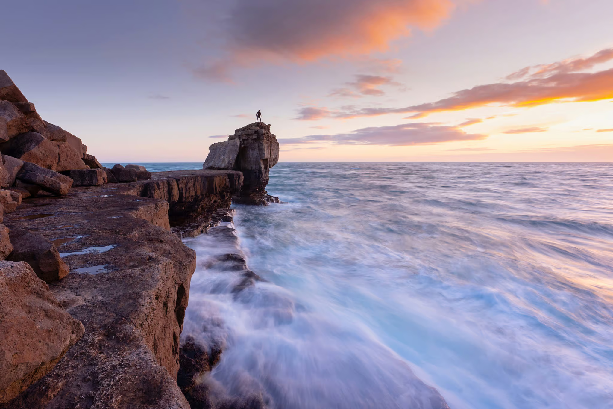 SIGMA 20mm F2 DG DN | Contemporary